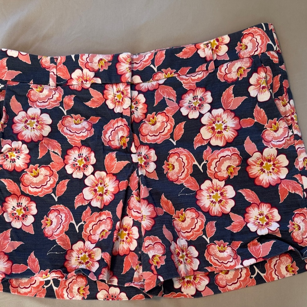 Loft Fashion Floral Shorts - Navy and Coral